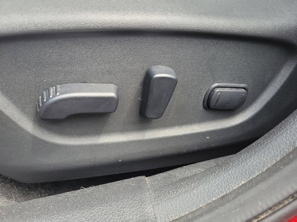 Used 2019 Nissan Rogue SL w/ Premium Package AWD/4WD image 14