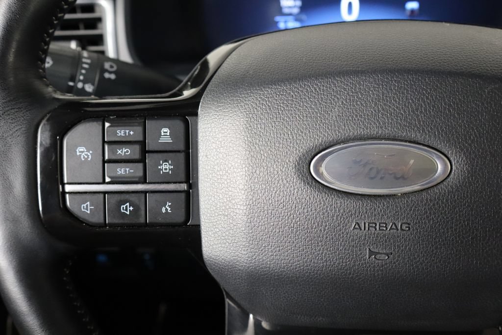 Used 2023 Ford F150 Lightning Platinum AWD/4WD image 8