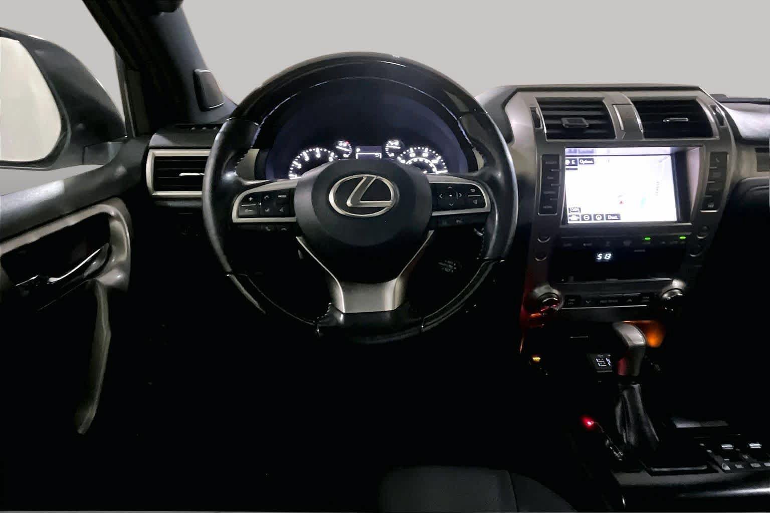 Used 2020 Lexus GX 460 Premium w/ Premium Package AWD/4WD image 5