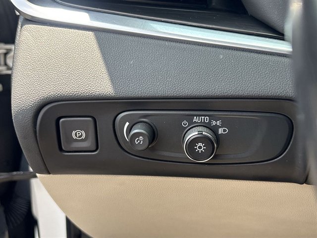 Certified 2018 Buick Enclave Premium AWD/4WD image 17