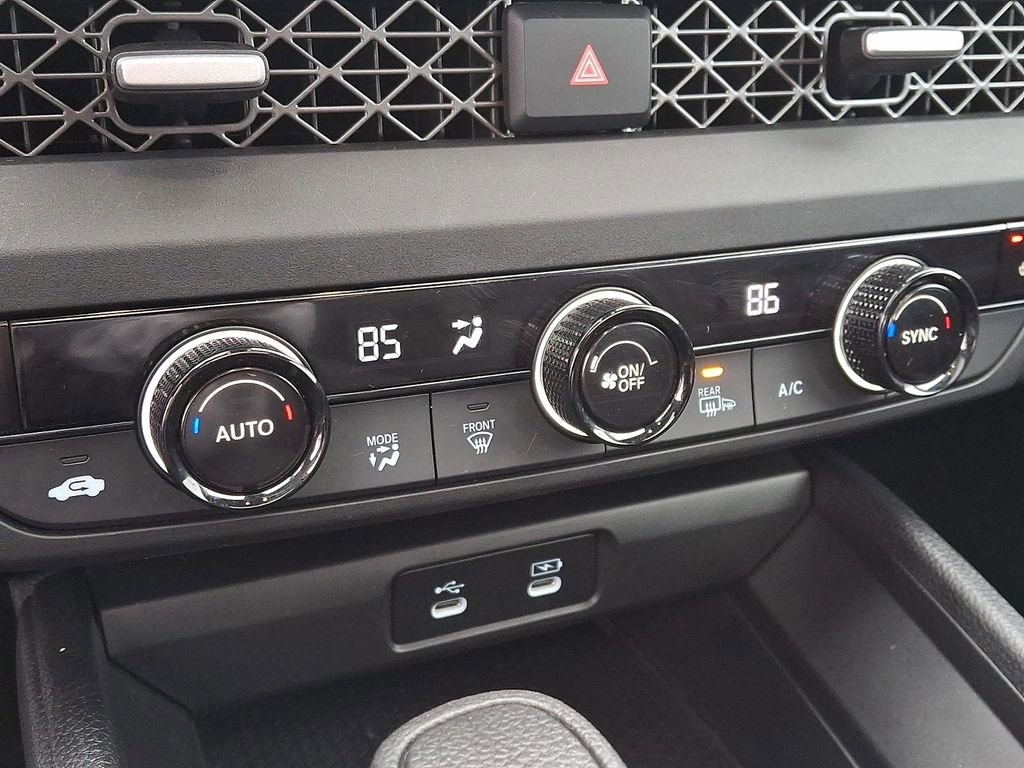 Used 2025 Honda Accord SE image 16