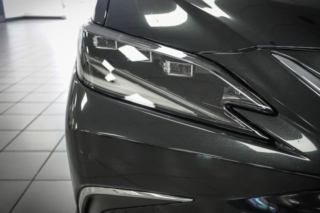 Certified 2024 Lexus ES 300h w/ Premium Package FWD image 27