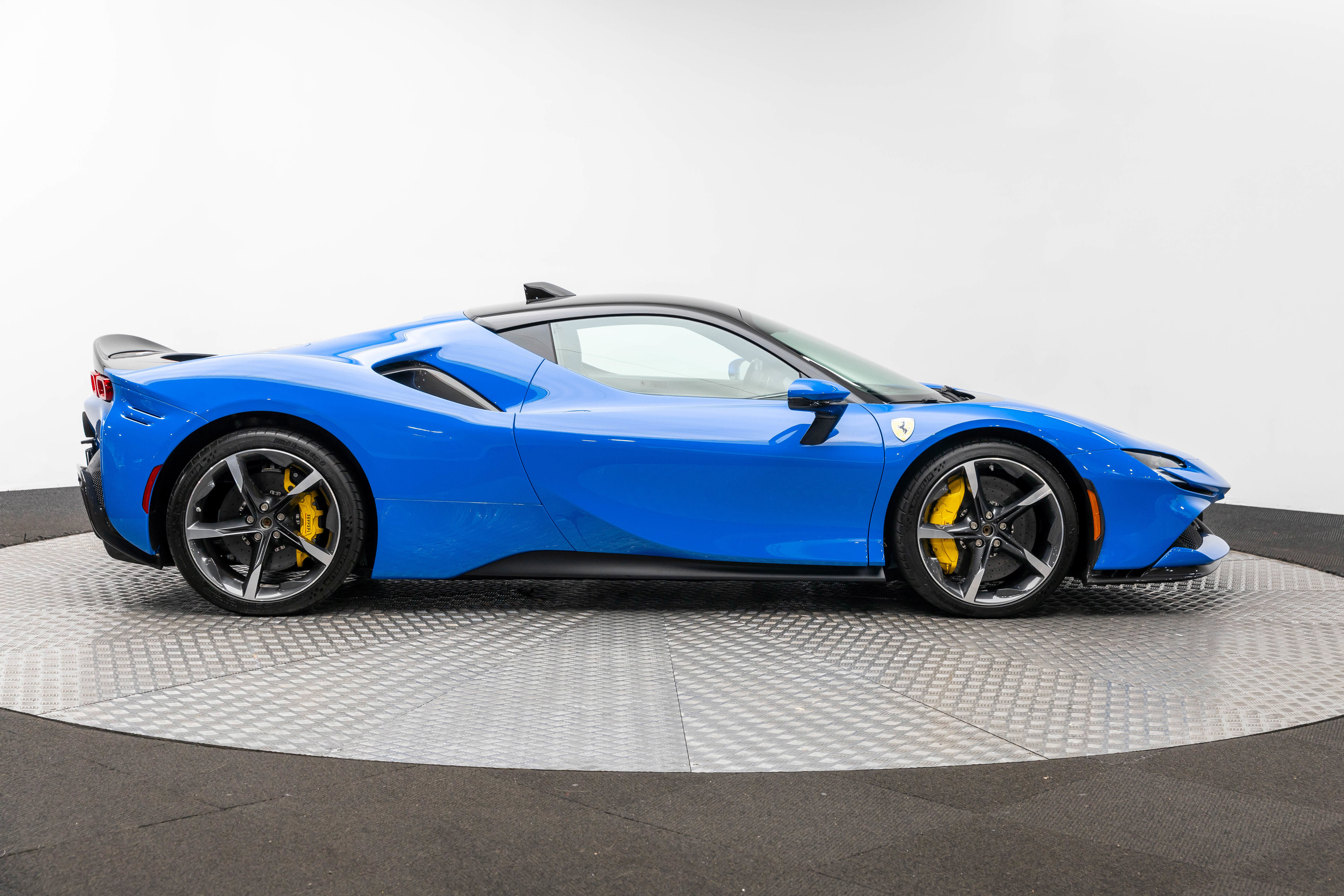 Certified 2023 Ferrari SF90 Stradale image 9