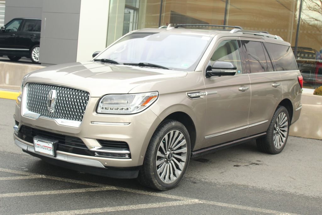 Used 2019 Lincoln Navigator Reserve w/ Cargo Package AWD/4WD image 1