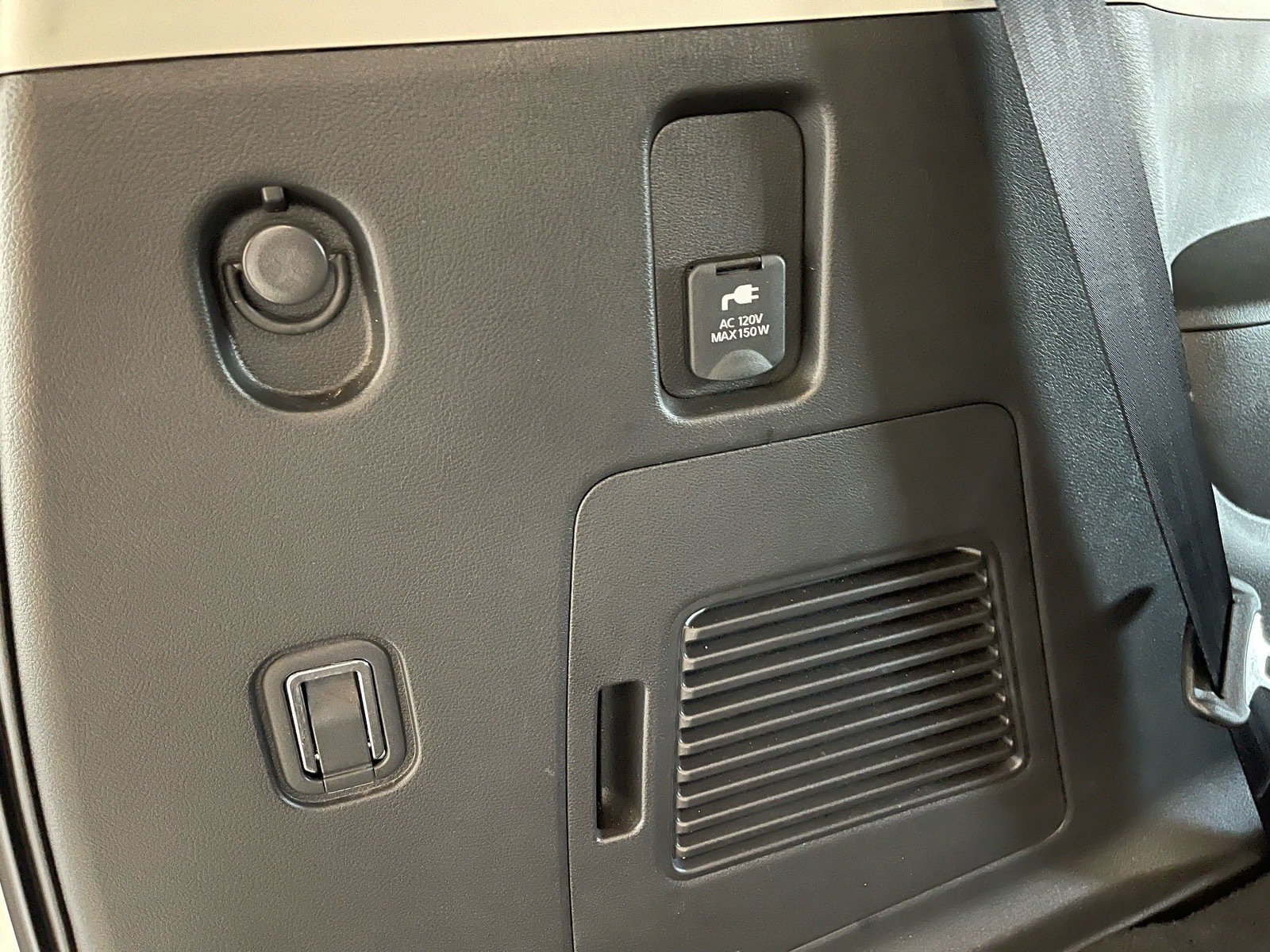 Used 2025 INFINITI QX80 Sensory AWD/4WD image 39