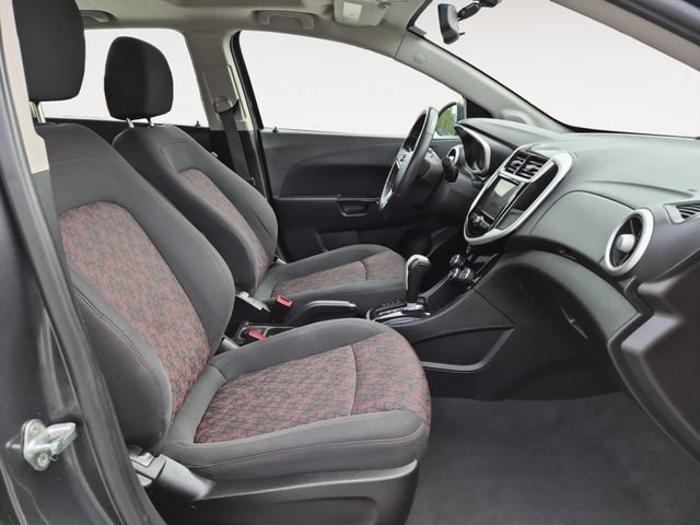Used 2018 Chevrolet Sonic LT w/ True North Edition FWD image 15