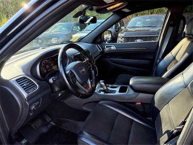 Used 2021 Jeep Grand Cherokee Laredo X image 9