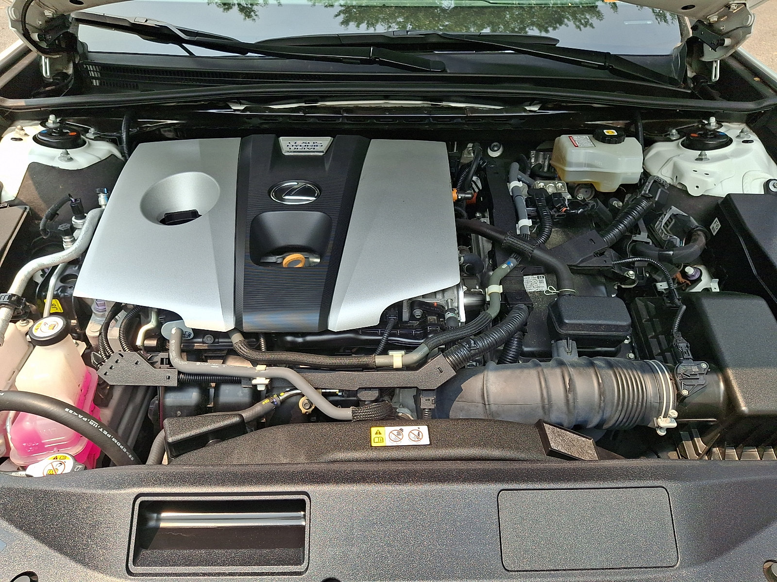 Certified 2020 Lexus ES 300h w/ Premium Package FWD image 27