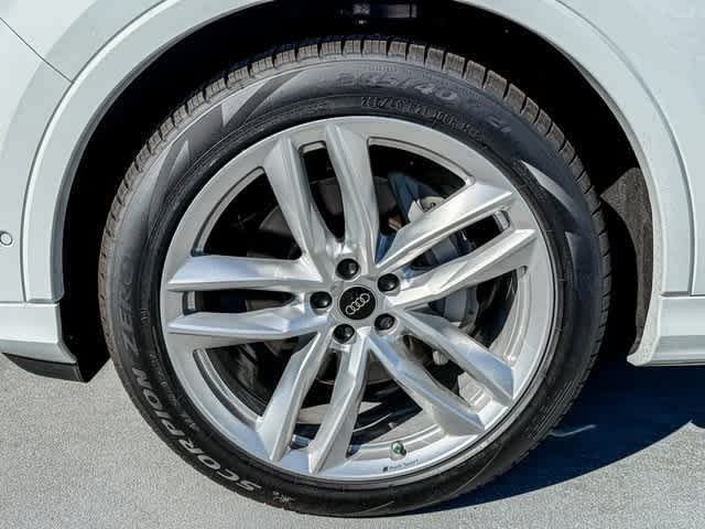 Certified 2025 Audi Q7 3.0T Premium Plus w/ Premium Plus Package AWD/4WD image 9