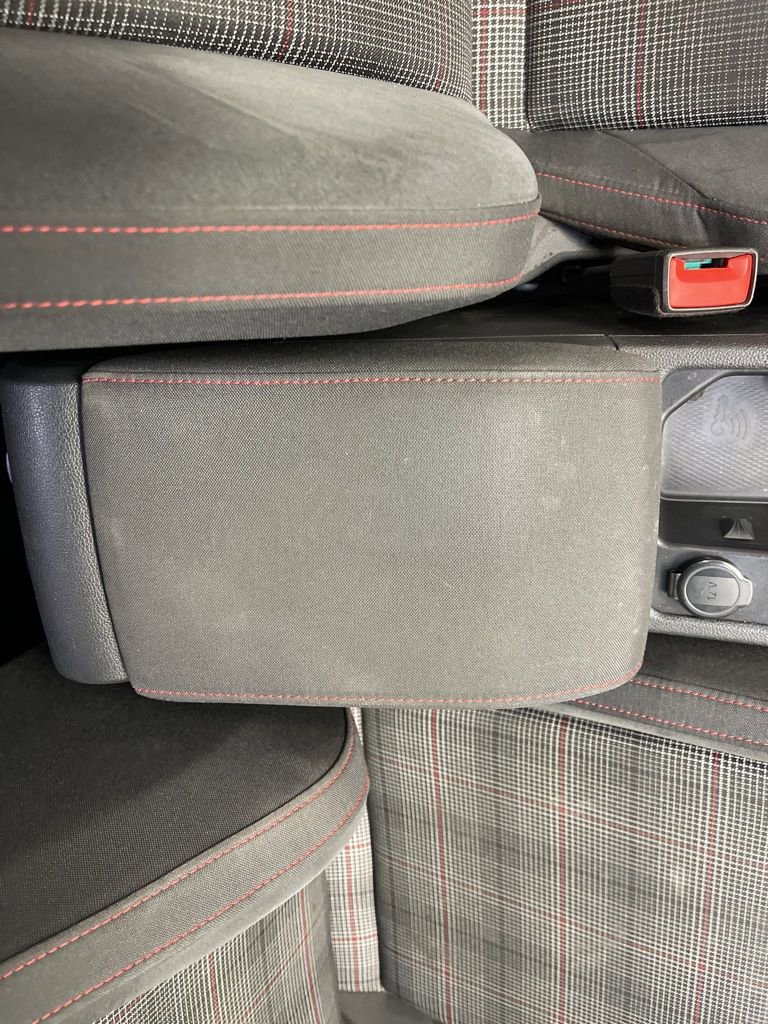 Used 2022 Volkswagen GTI S image 10