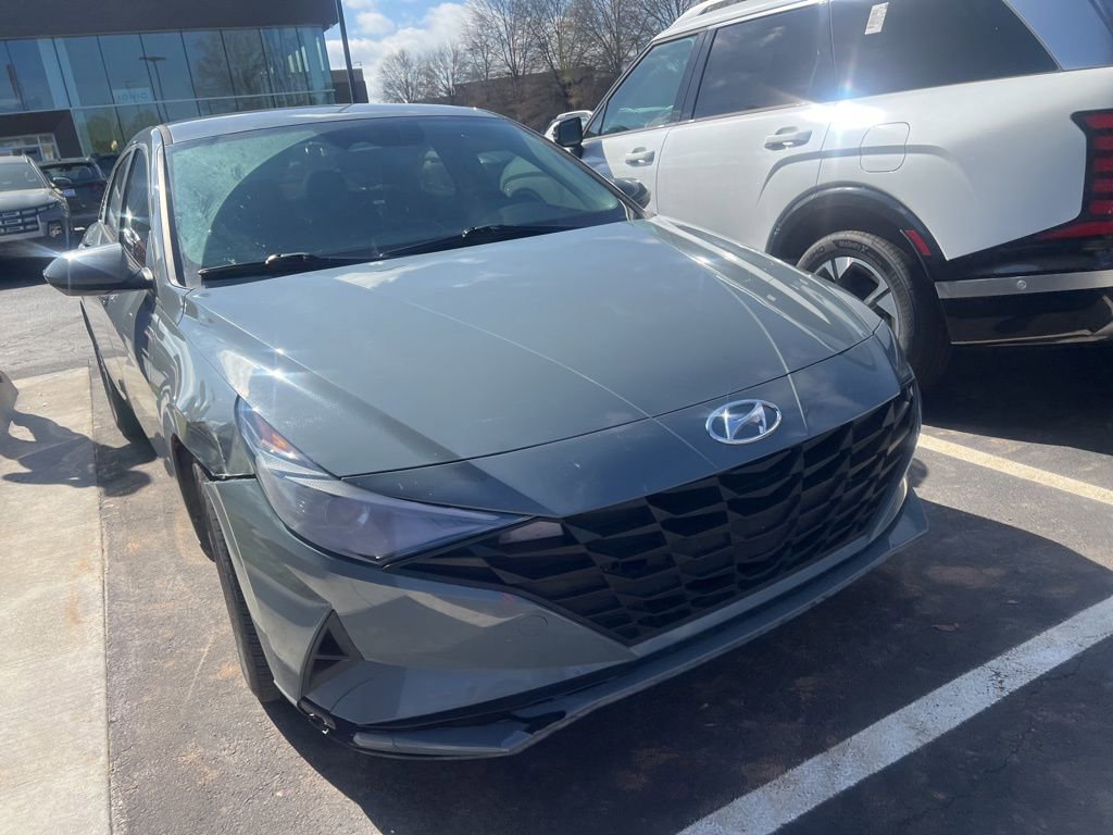 Used 2021 Hyundai Elantra SEL w/ Cargo Package image 7