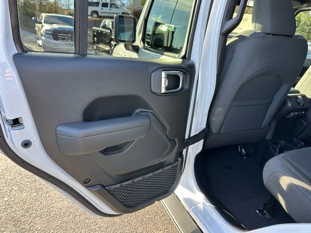 New 2025 Jeep Wrangler Sport S image 19