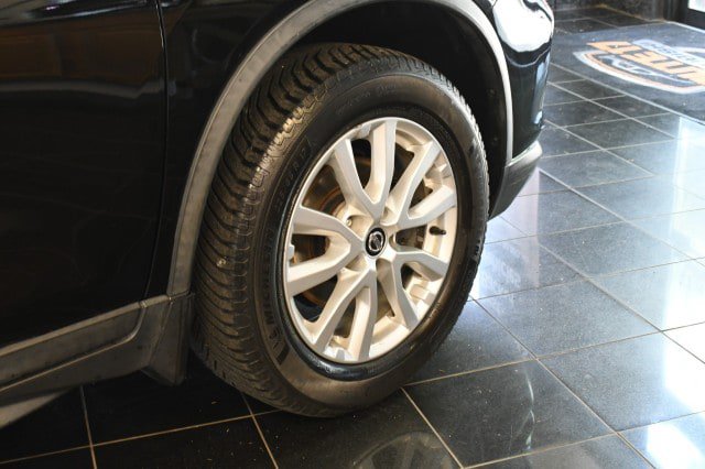 Used 2019 Nissan Rogue SV AWD/4WD image 40