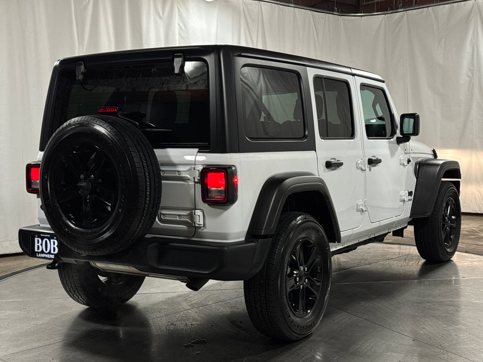 Used 2022 Jeep Wrangler Unlimited Sport AWD/4WD image 10
