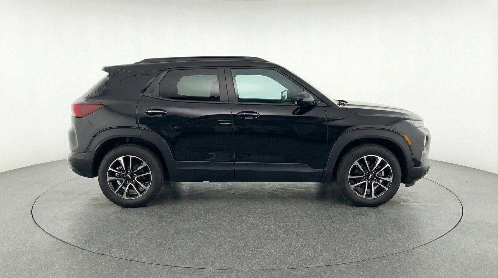Used 2025 Chevrolet TrailBlazer LT FWD image 11