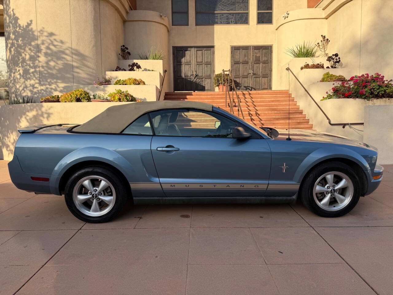 Used 2007 Ford Mustang Premium RWD image 14