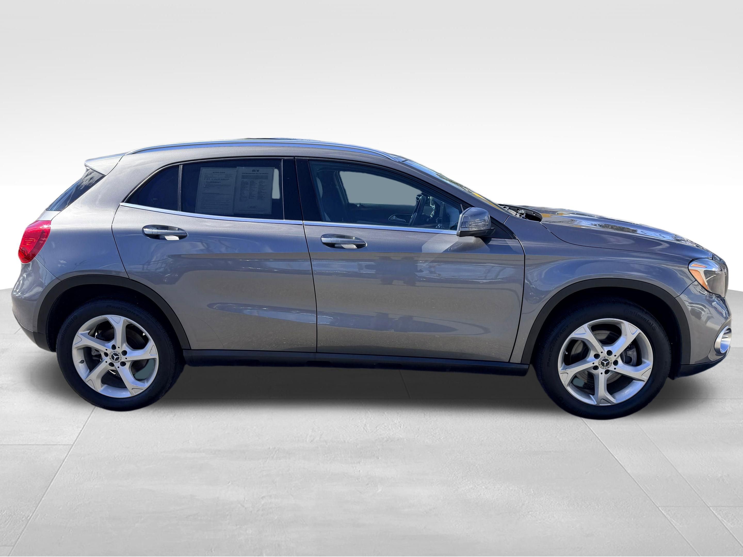 Used 2019 Mercedes-Benz GLA 250 4MATIC image 4