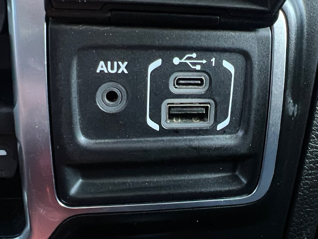 Used 2020 Jeep Wrangler Unlimited Rubicon AWD/4WD image 6