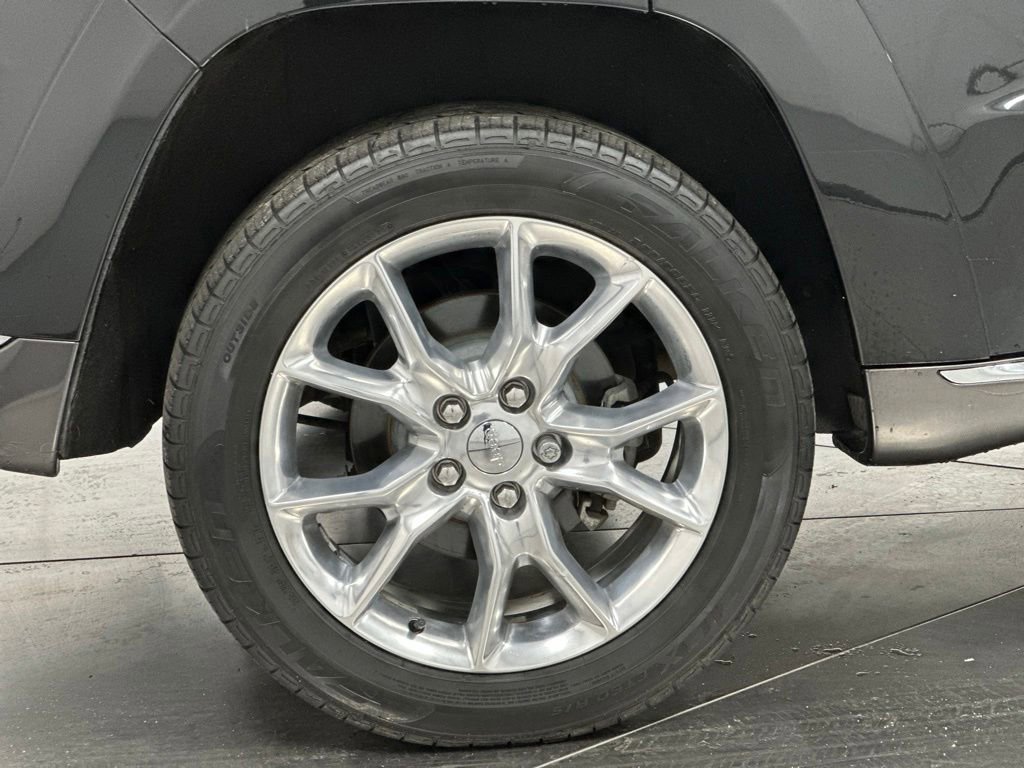 Used 2015 Jeep Grand Cherokee Summit AWD/4WD image 26