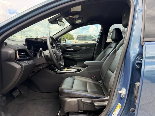 Used 2025 Buick Envista Sport Touring w/ Convenience II Package FWD image 10