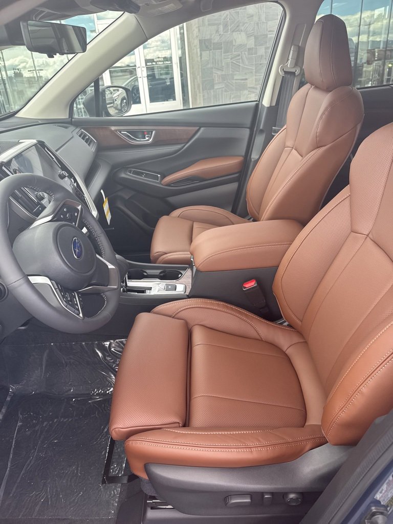 New 2025 Subaru Forester Limited image 9