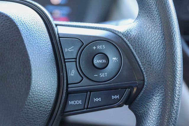 Used 2022 Toyota Corolla LE w/ LE Convenience Package image 25