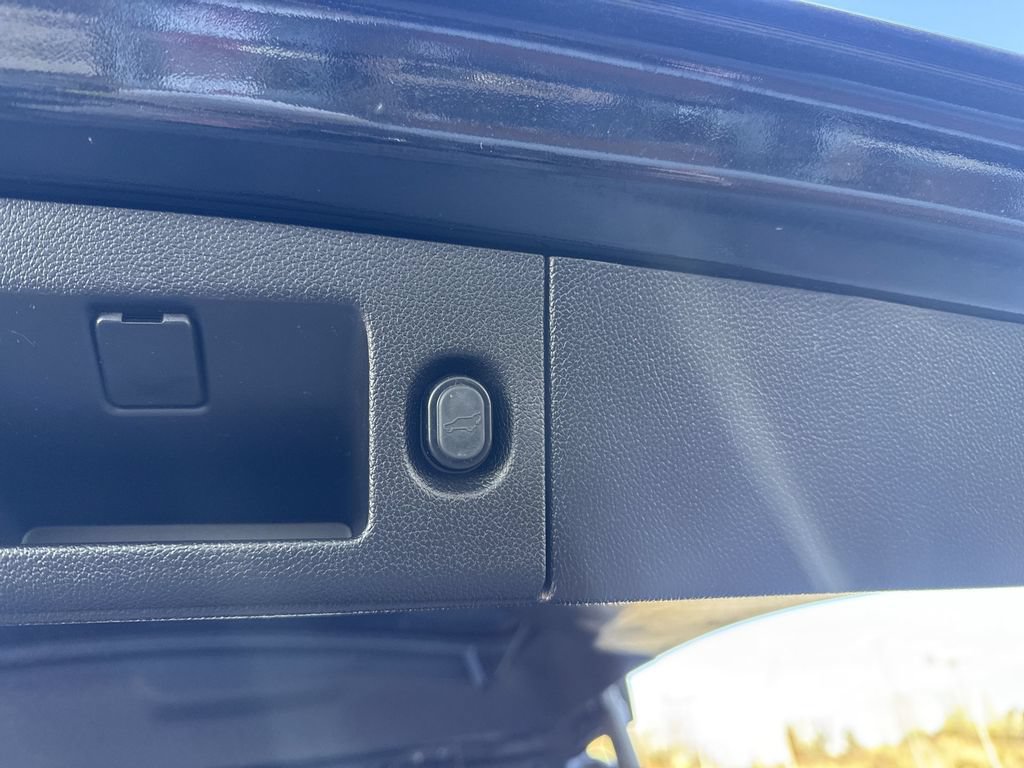 Used 2019 Chevrolet Tahoe LT AWD/4WD image 45