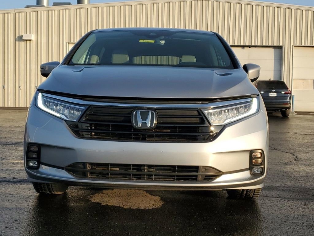 Used 2024 Honda Odyssey EX-L image 2