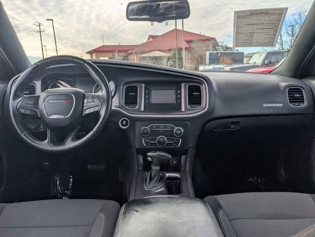 Used 2015 Dodge Charger SE w/ Power Sunroof Group image 17