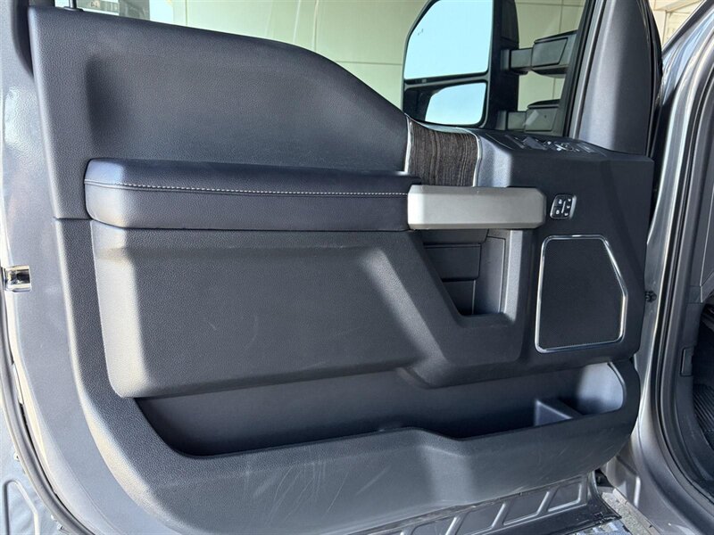 Used 2021 Ford F250 Lariat w/ Tremor Off-Road Package AWD/4WD image 10