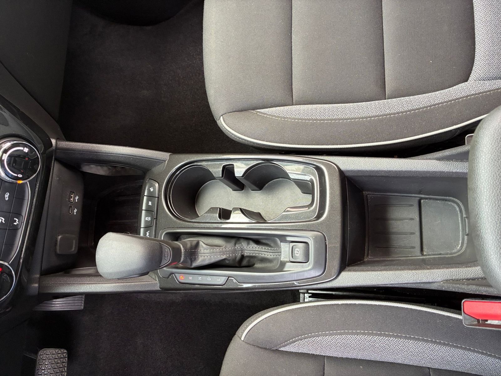 Used 2025 Chevrolet TrailBlazer LT image 40