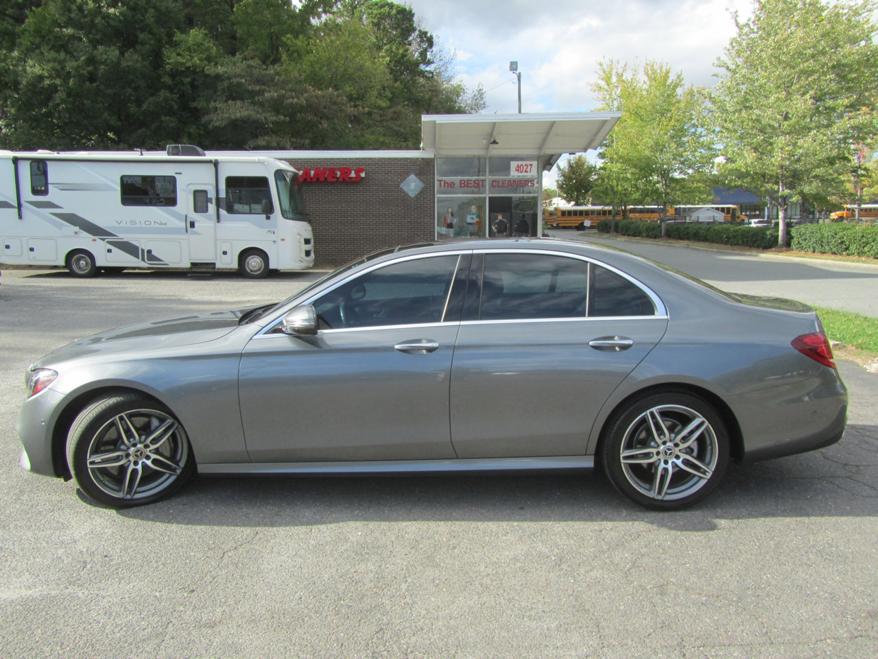 Used 2017 Mercedes-Benz E 300 image 7
