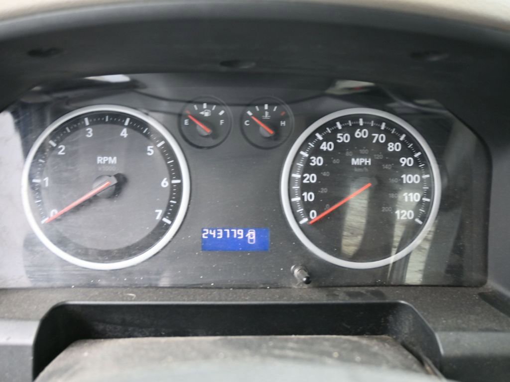 Used 2012 RAM 1500 Express image 23