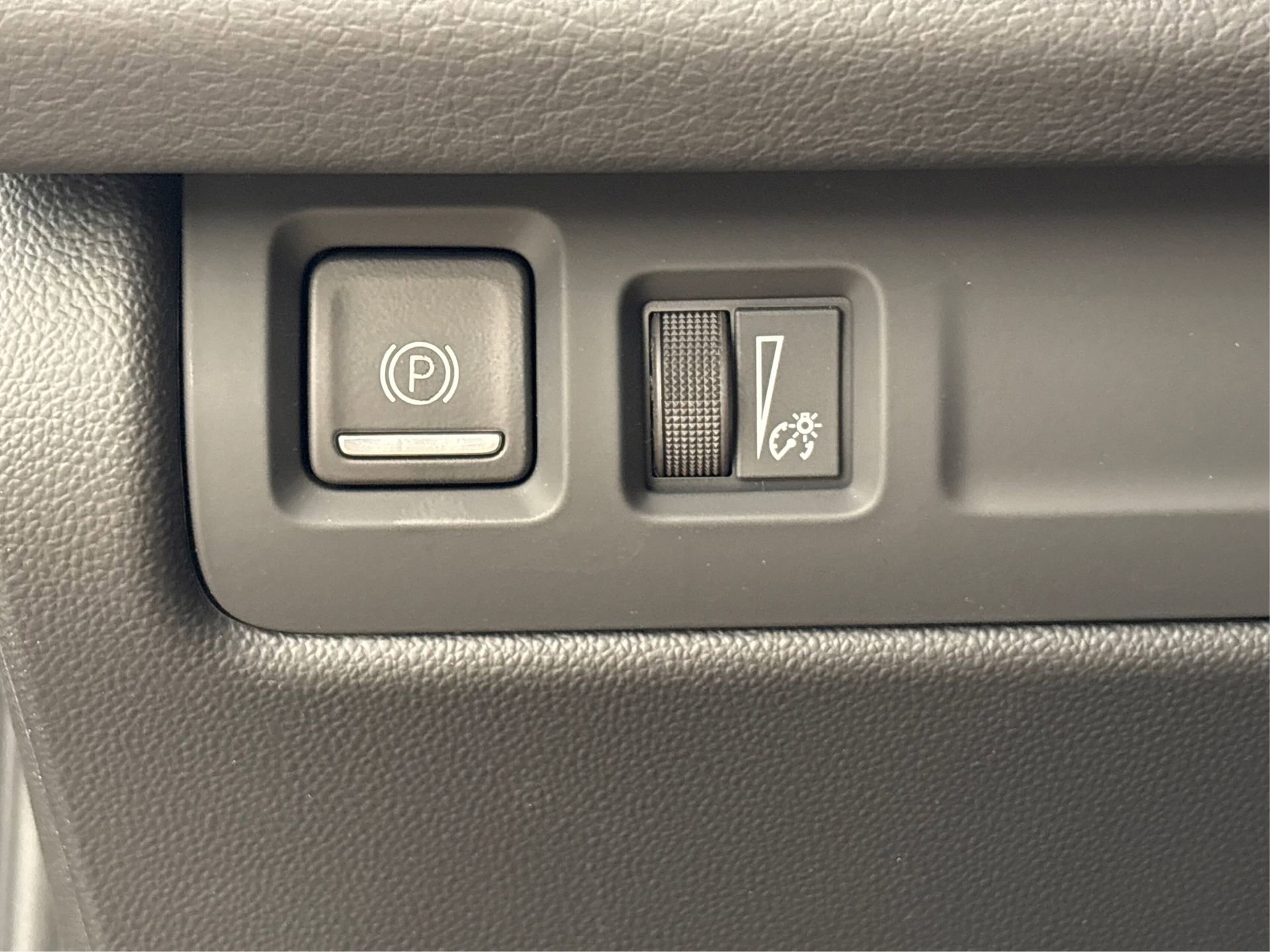 New 2025 Cadillac XT4 Sport image 20