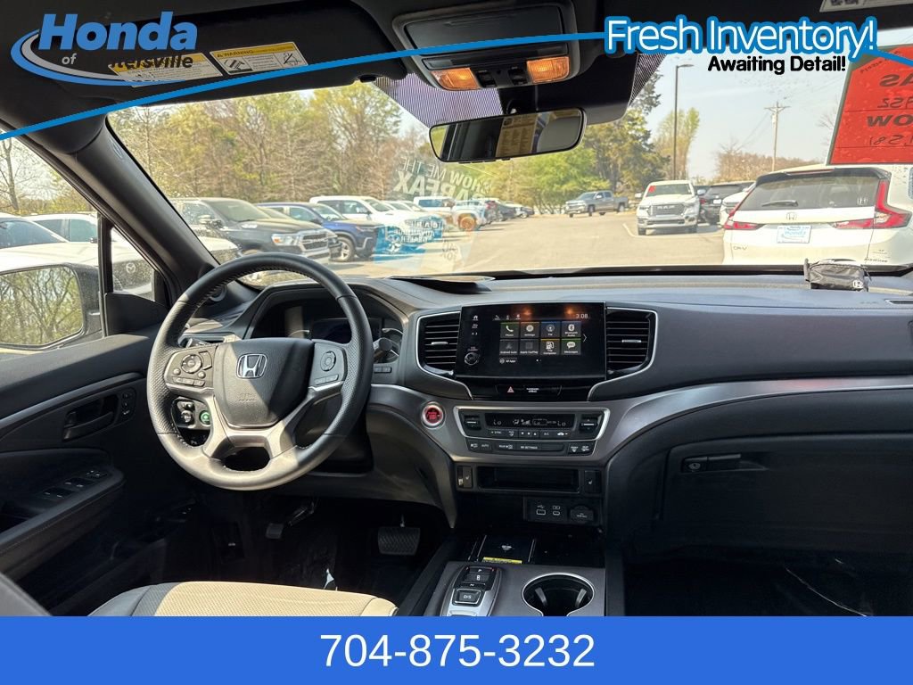 Used 2024 Honda Passport EX-L image 16
