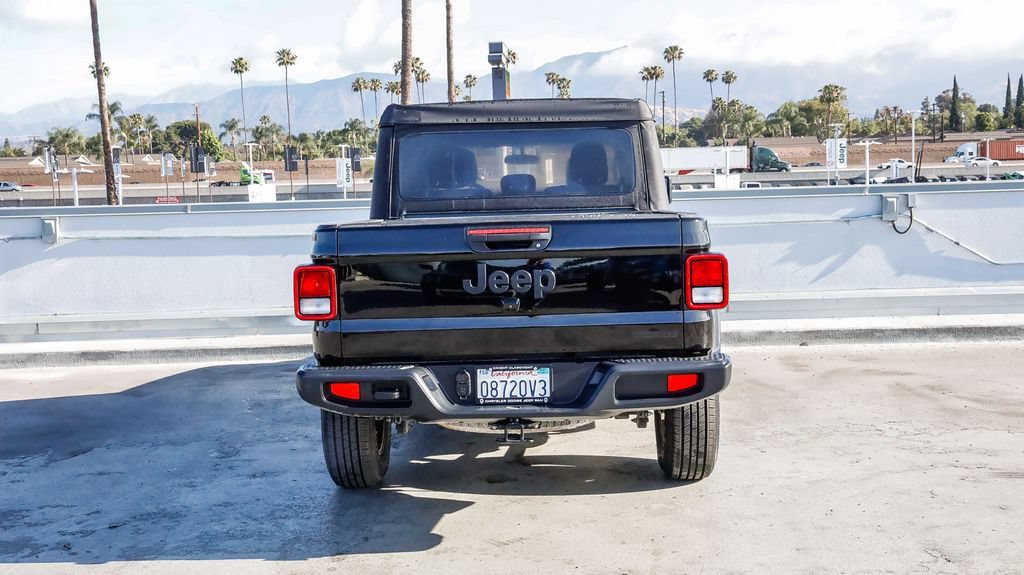 Used 2021 Jeep Gladiator Sport AWD/4WD image 8