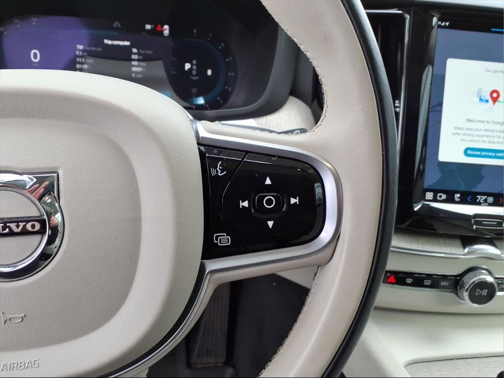 Used 2023 Volvo XC60 B5 Plus w/ Protection Package Premier image 15
