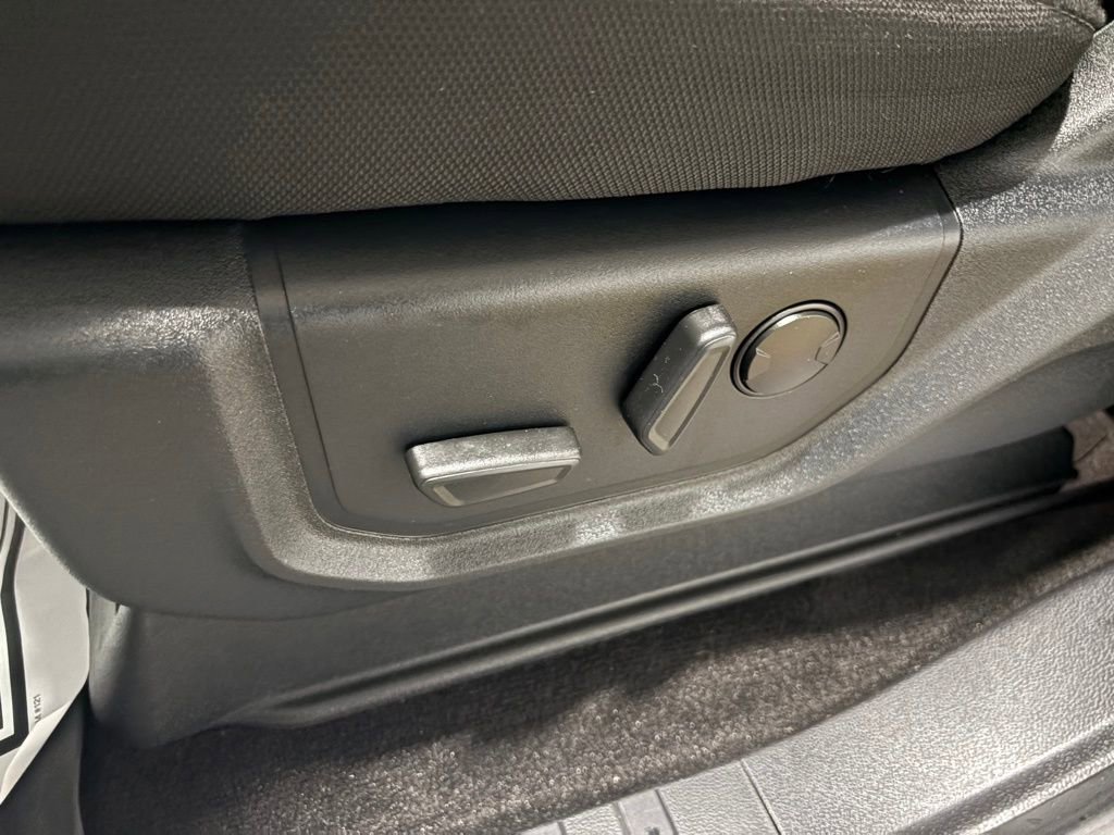 Used 2020 Ford F150 XLT w/ Equipment Group 302A Luxury image 23