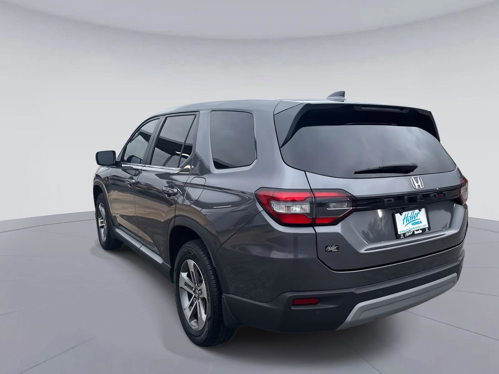 Certified 2024 Honda Pilot EX-L image 6