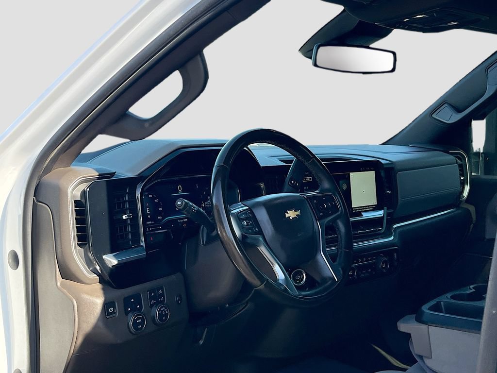 Used 2024 Chevrolet Silverado 2500 LT w/ All Star Edition AWD/4WD image 9