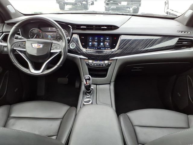 Used 2024 Cadillac XT6 Premium Luxury image 21