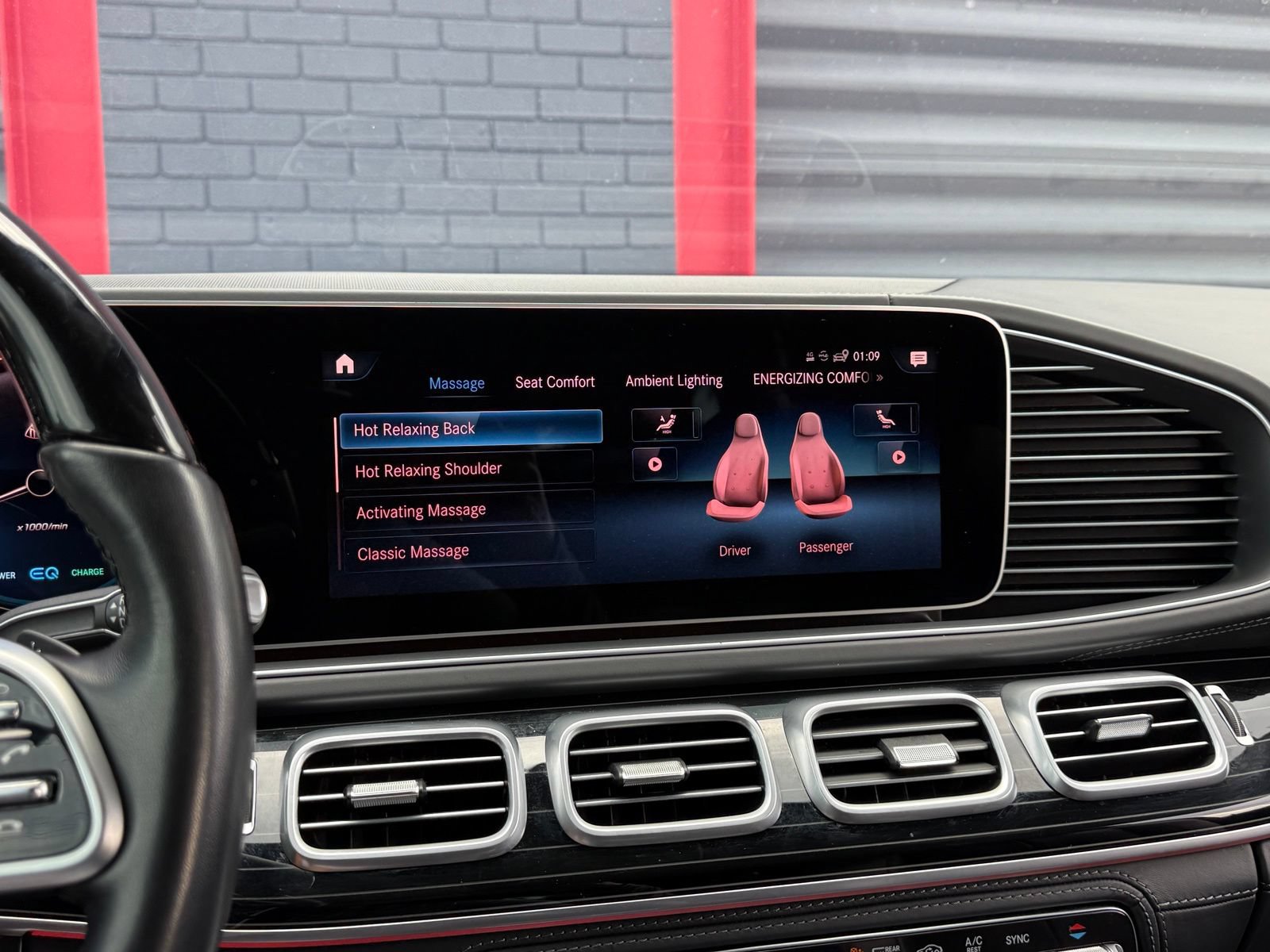 Used 2023 Mercedes-Benz Maybach GLS 600 4MATIC image 21