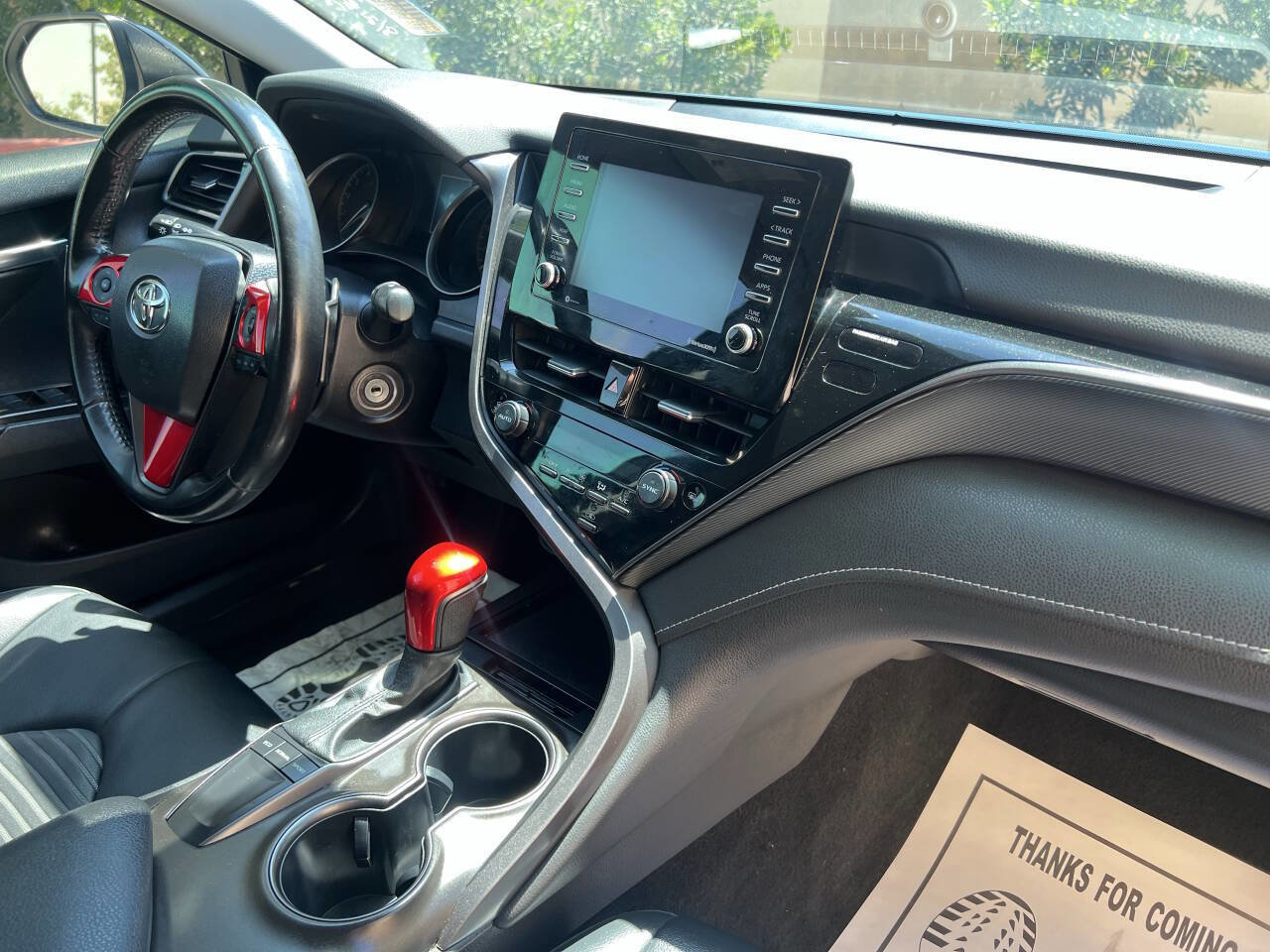 Used 2022 Toyota Camry SE image 18