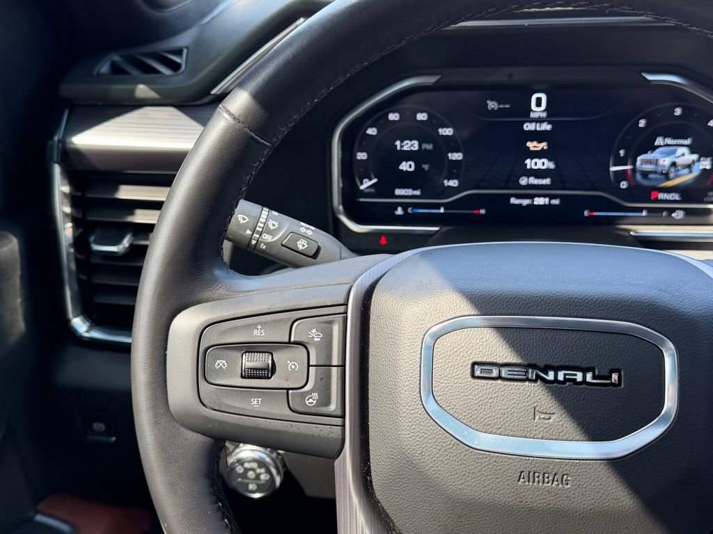 Used 2025 GMC Sierra 2500 Denali Ultimate image 27