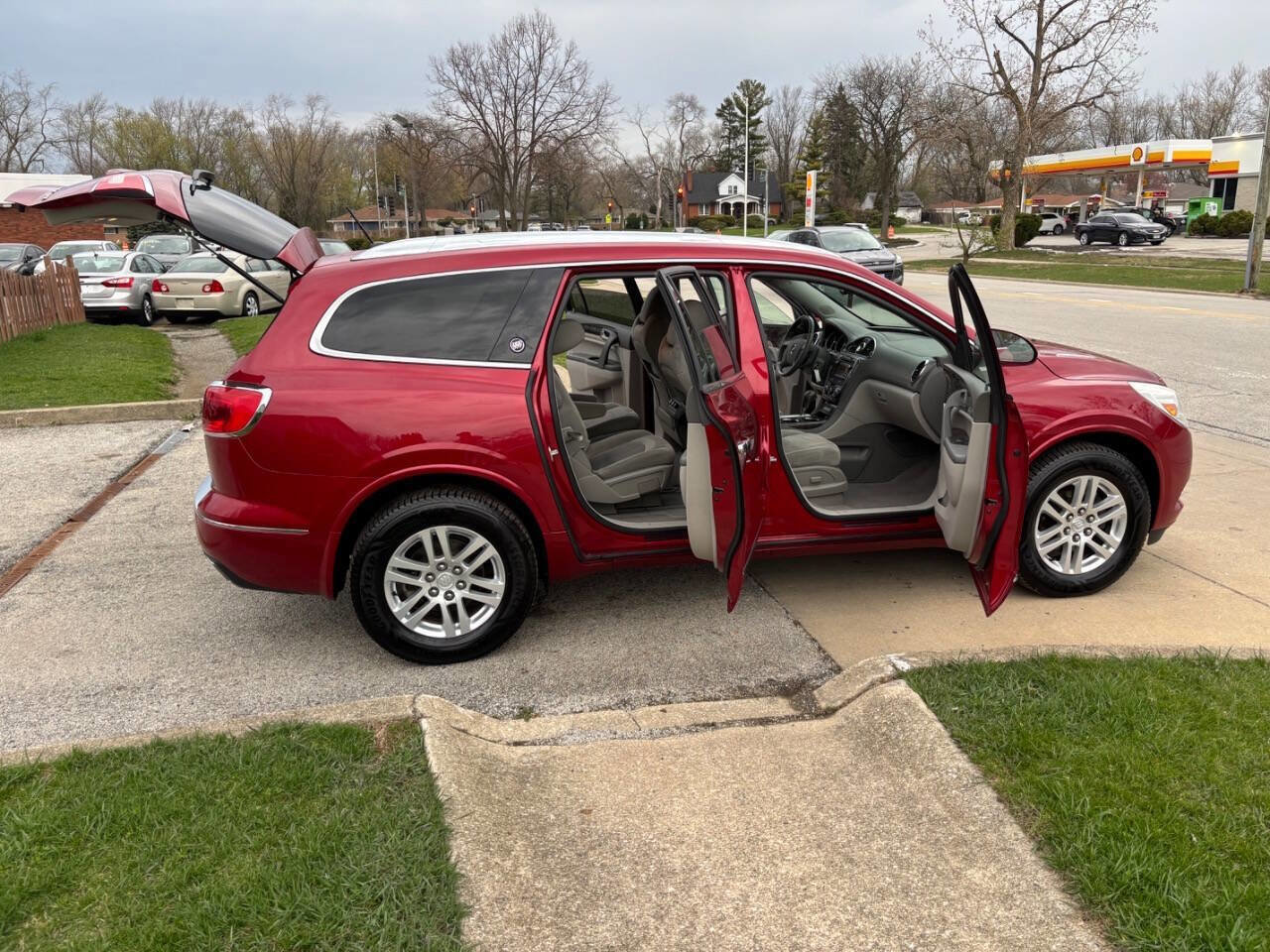 Used 2014 Buick Enclave Convenience image 3
