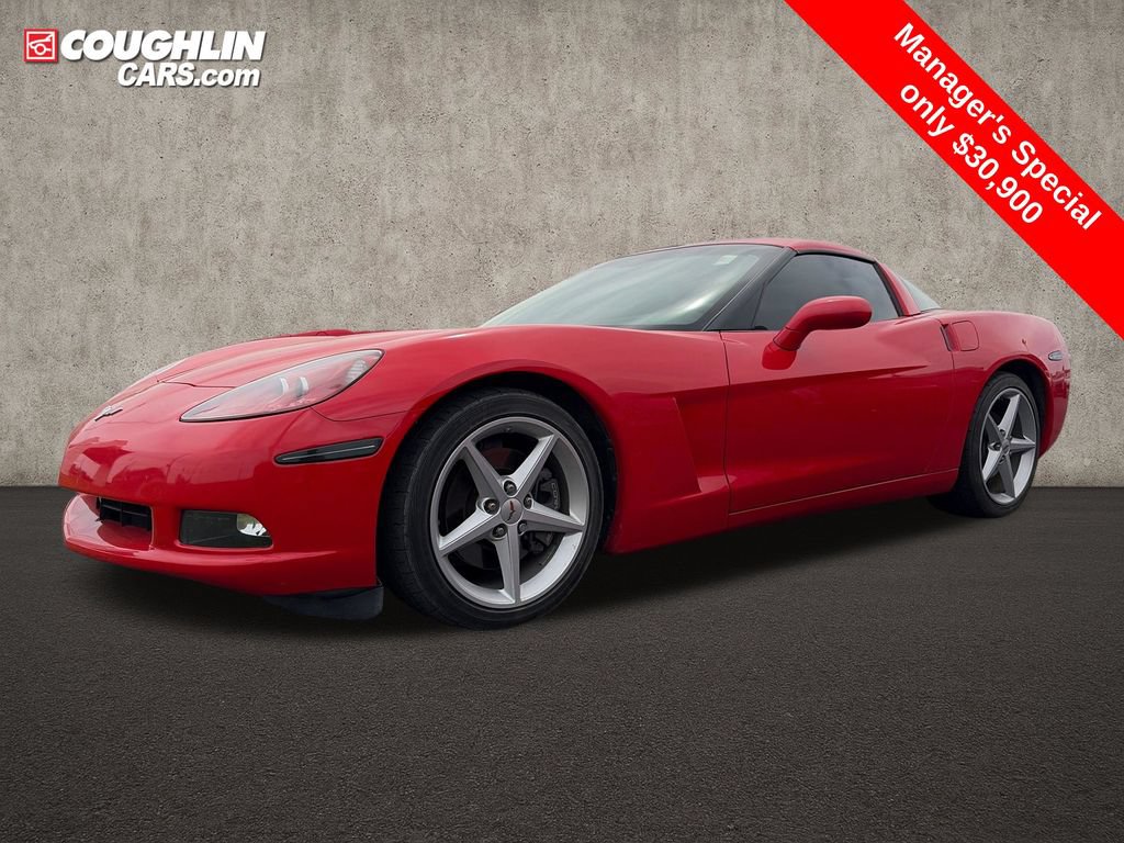 Used 2012 Chevrolet Corvette Coupe w/ 2LT Preferred Equipment Group RWD image 4
