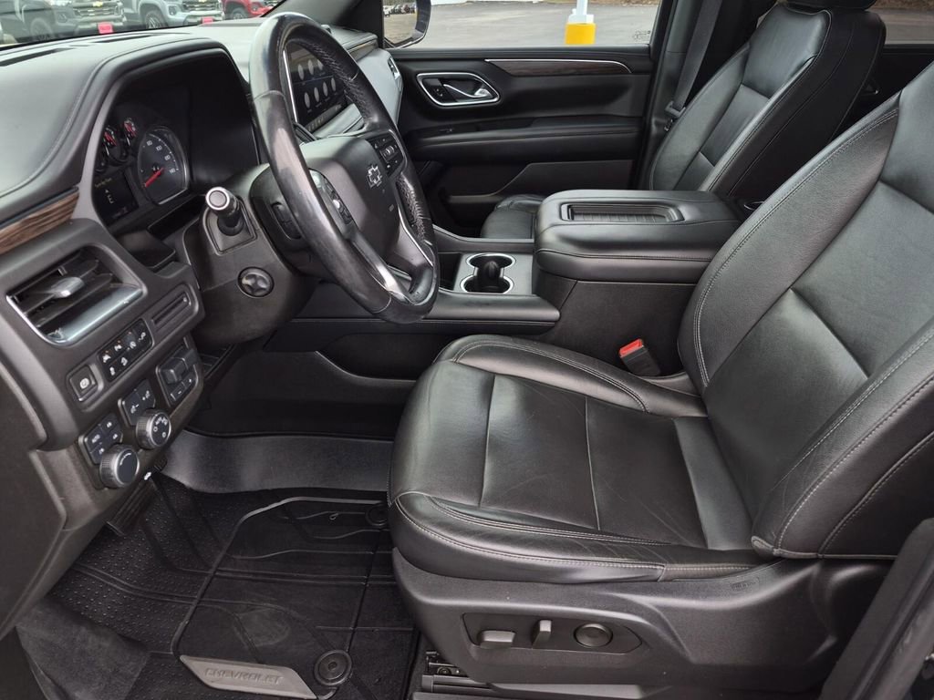 Used 2021 Chevrolet Suburban Z71 w/ Z71 Signature Package image 34