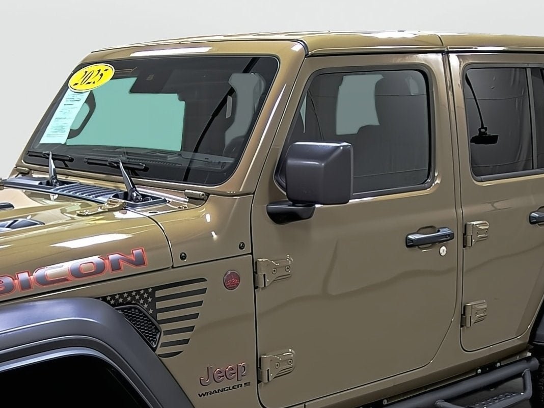 Used 2025 Jeep Wrangler Unlimited Rubicon w/ XTREMEE 35" Tire Package AWD/4WD image 8