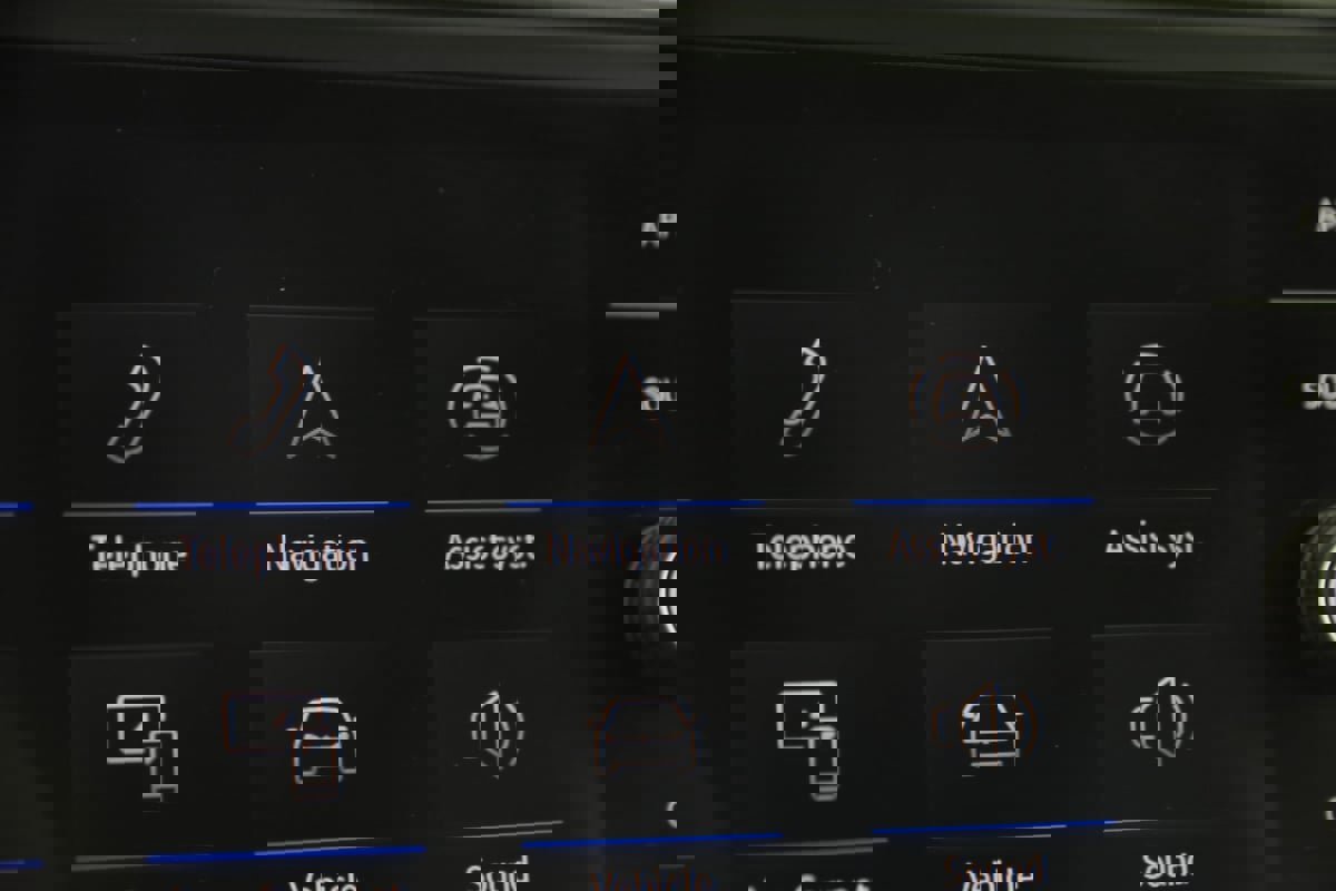 Used 2021 Volkswagen Atlas SE image 9