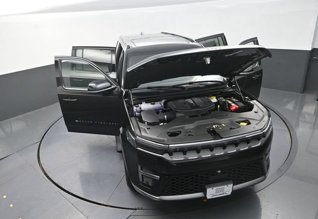 New 2026 Jeep Grand Wagoneer L Summit AWD/4WD image 36